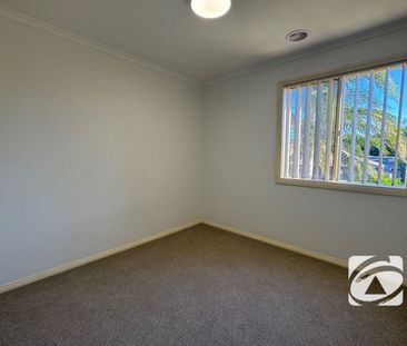 PERFECTLY LOCATED TOWNHOUSE WITH 2 FAMILY AREAS - Photo 1