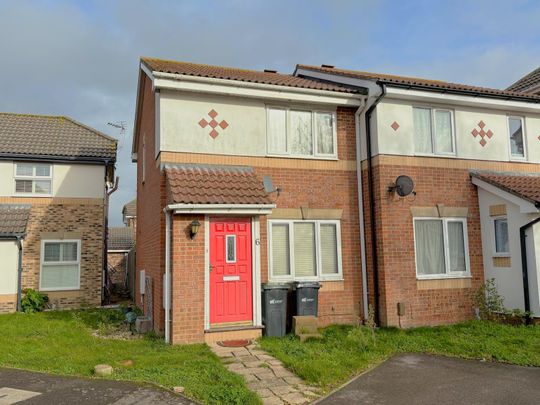 Ham Lane, Gosport, Hampshire, PO12 - Photo 1