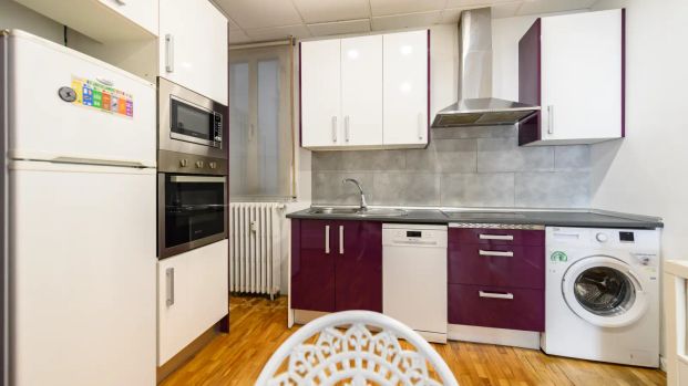 3-bedroom apartment for rent in Recoletos, all bills included - Foto 1