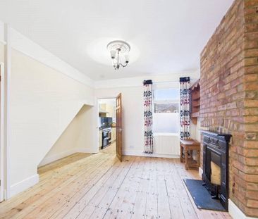 3 bedroom semi-detached house to rent - Photo 4