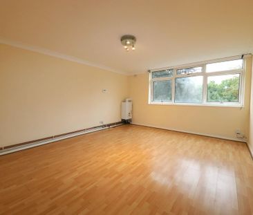 2 bedroom maisonette to rent - Photo 3