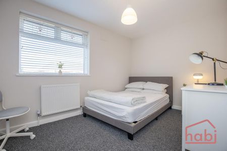 6 bedroom terraced house to rent - Photo 5