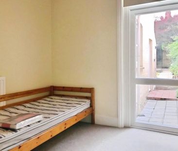 5 bedroom terraced house to rent - Photo 2