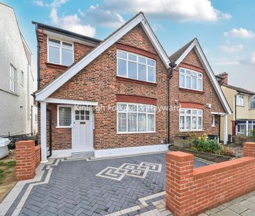 4 bedroom terraced house to rent - Photo 3