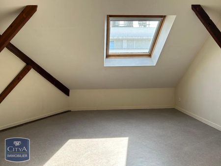 Location Appartement 4 pièces 95m² ST NAZAIRE 44600 - Photo 2