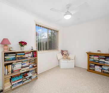 32 Manthey Cres, Bray Park QLD 4500 - House For Rent | Domain - Photo 4