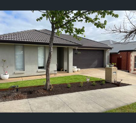 13 Treleaven way, Gawler East, SA 5118 - Photo 4