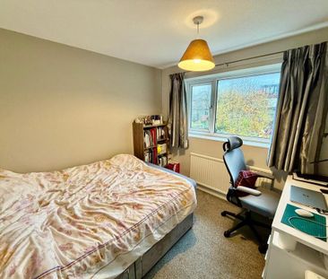 3 bedroom semi-detached house to rent - Photo 6