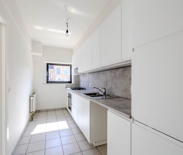 Instapklaar ruim appartement met terras in centrum Berlaar. - Foto 4