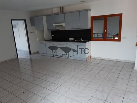 Location Appartement 5 pièces 114m² LES VANS 07140 - Photo 4