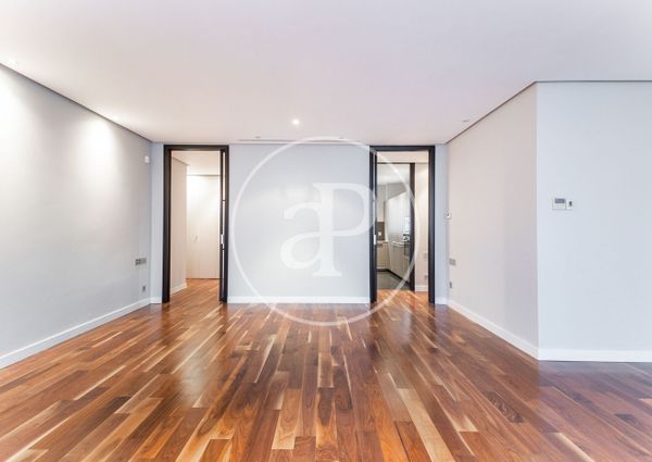 Flat for rent with Terrace in San Francesc (Valencia)