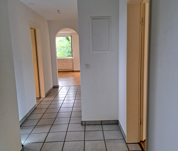 GROSSE 3-ZIMMERWOHNUNG MIT GARTENSITZPLATZ IM SCHÖNEN PFEFFINGEN - Foto 5