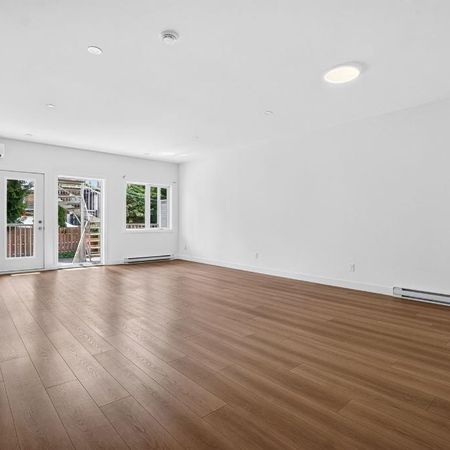 LUXUEUX 4 1 /2 À LOUER À MONTRÉAL - Photo 3