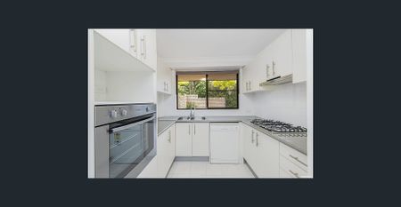 Three-bedroom Townhouse in Prime Wollstonecraft Location - Photo 5