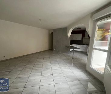 Appartement à louer 3 pièces 73.34m² - Photo 2