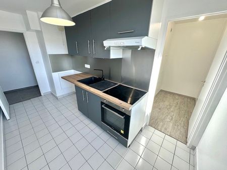 Location Appartement 2 pièces 54m² VILLEURBANNE 69100 - Photo 5