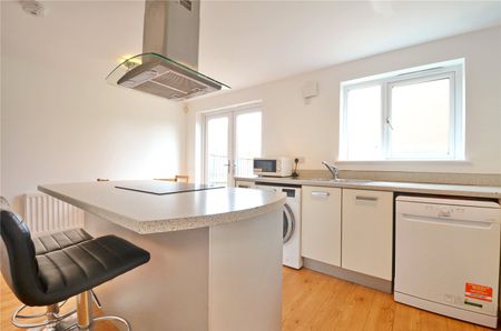 Long Down Avenue, Cheswick Village - Photo 4