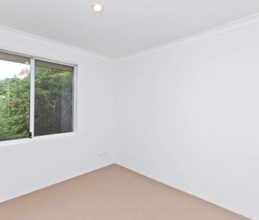 7 Prunella Crescent, - Photo 1