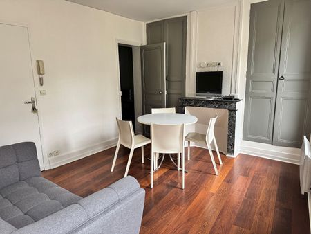 Location Appartement 2 pièces 33m² - Photo 3