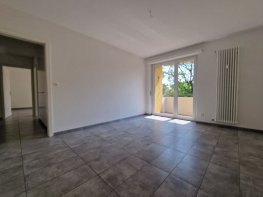 Rent a 4 ½ rooms apartment in Rancate - Foto 1