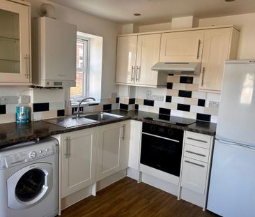 1 bedroom flat to rent - Photo 3