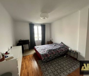 SIAM TRIANGLE D'OR - T4 DE CHARME MEUBLE - DERNIER ETAGE - Photo 2