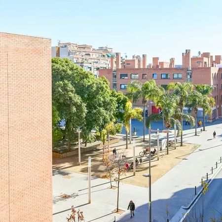 Carrer de Castelao, L'Hospitalet de Llobregat, Catalonia 08902 - Photo 3