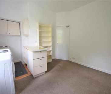 Wellington Road North, Stockport - Photo 3