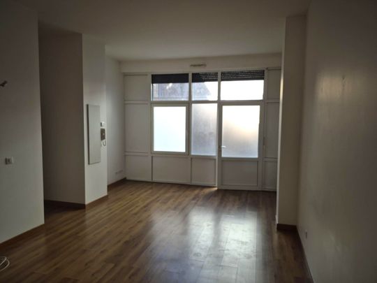 Location Appartement 2 pièces 53m² LILLE 59000 - Photo 1