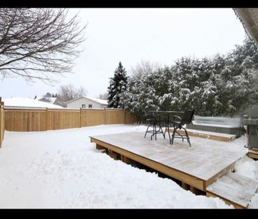 59 Eastview Rd, Guelph - Photo 4