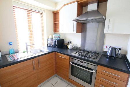 1 bedroom flat to rent - Photo 3