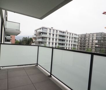 Central and modern new apartment in an attractive park - Photo 6