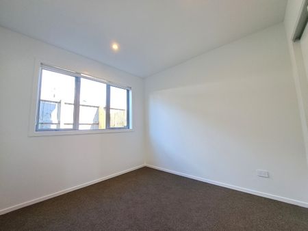 71 Ngae Place, Mangere East - Photo 2