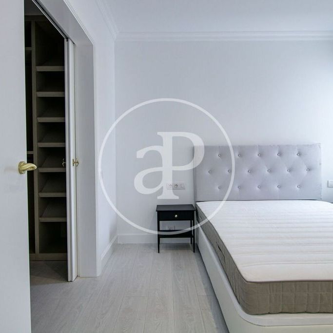 Luxury Apartment for rent in Barcelona, Spain - Photo 1