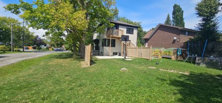 For Lease - 4229 Bloor Street Unit# Main, Toronto, Ontario - Photo 2