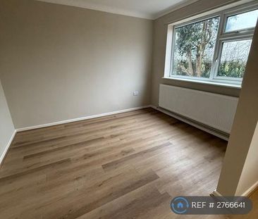 4 bedroom detached house to rent - Photo 5