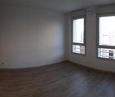 Appartement - T4 - ST JEAN LE VIEUX - Photo 1