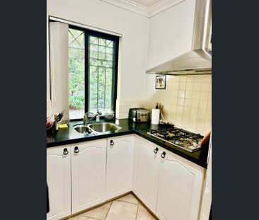 Fully Furnished Townhouse in Superb Location - Photo 5