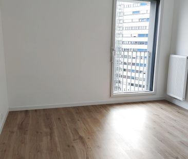 Location Appartement 2 pièces 46m² NANTES 44200 - Photo 2