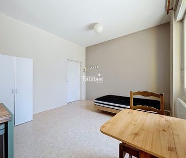 Location Appartement 1 pièce 20m² ST LO 50000 - Photo 1