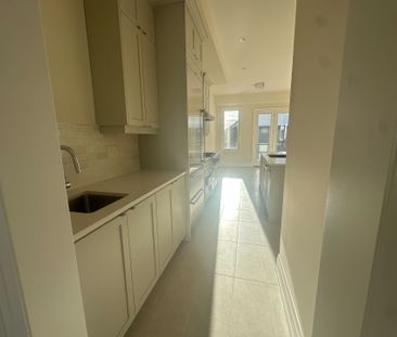 For Lease - 410 York Downs Boulevard, Markham, Ontario - Photo 2