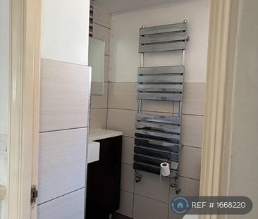 3 bedroom maisonette to rent - Photo 6