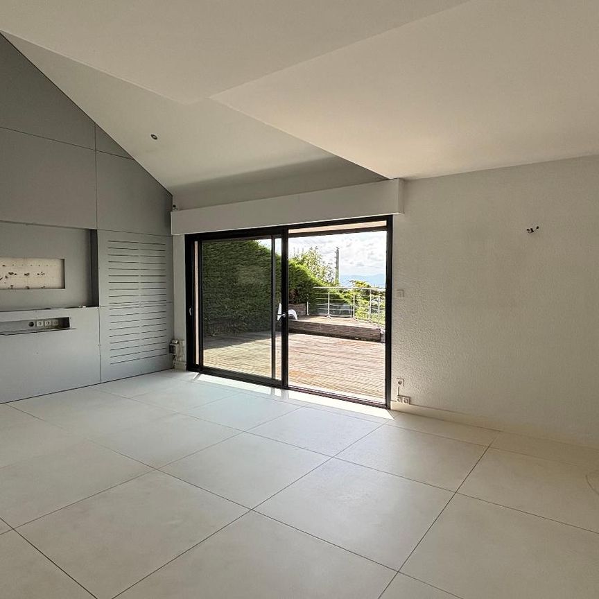 Location Maison 6 pièces 170m² DURTOL 63830 - Photo 1