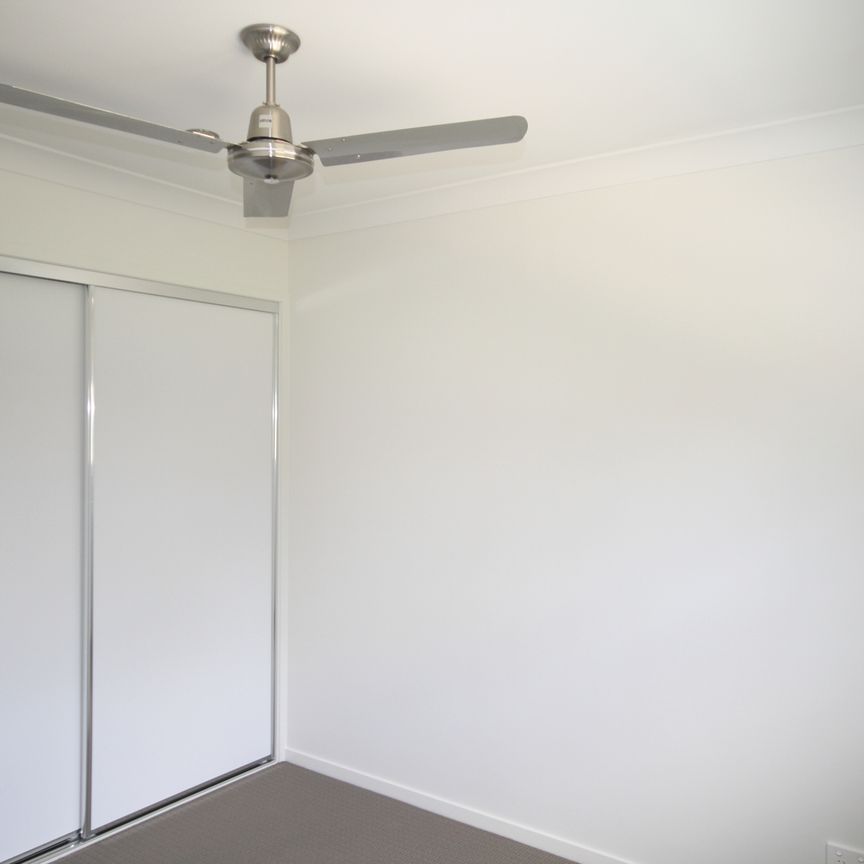 2/34 Blaxland Court - Photo 1