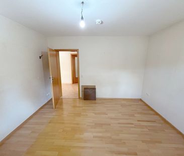 Trier: Gemütliche 3-Zimmer-Wohnung mit Balkon, Einbauküche und sepa... - Photo 1