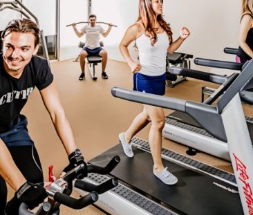 Standard Room in 5-Bed Apartment - Photo 3