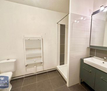 Location Appartement 2 pièces 44m² LE LUC 83340 - Photo 3