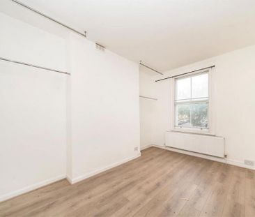 3 bedroom flat to rent - Photo 1