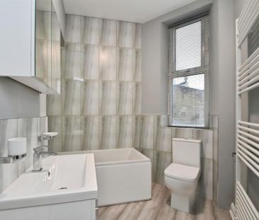 2 bedroom apartment to rent - Photo 6