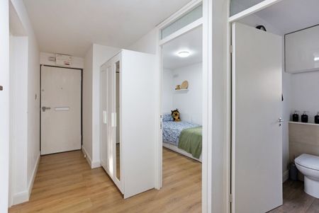 2 bedroom flat to rent - Photo 4